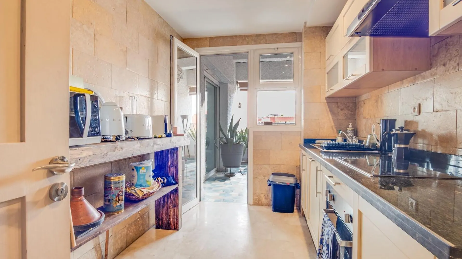 Stylish 2Br With Balcony & Designer Touches In Gueliz Apartman Marrákes
